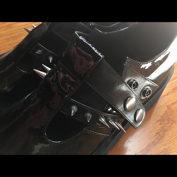 NWOT Disturbia spiked Violet shoes - Picture 6 of 8